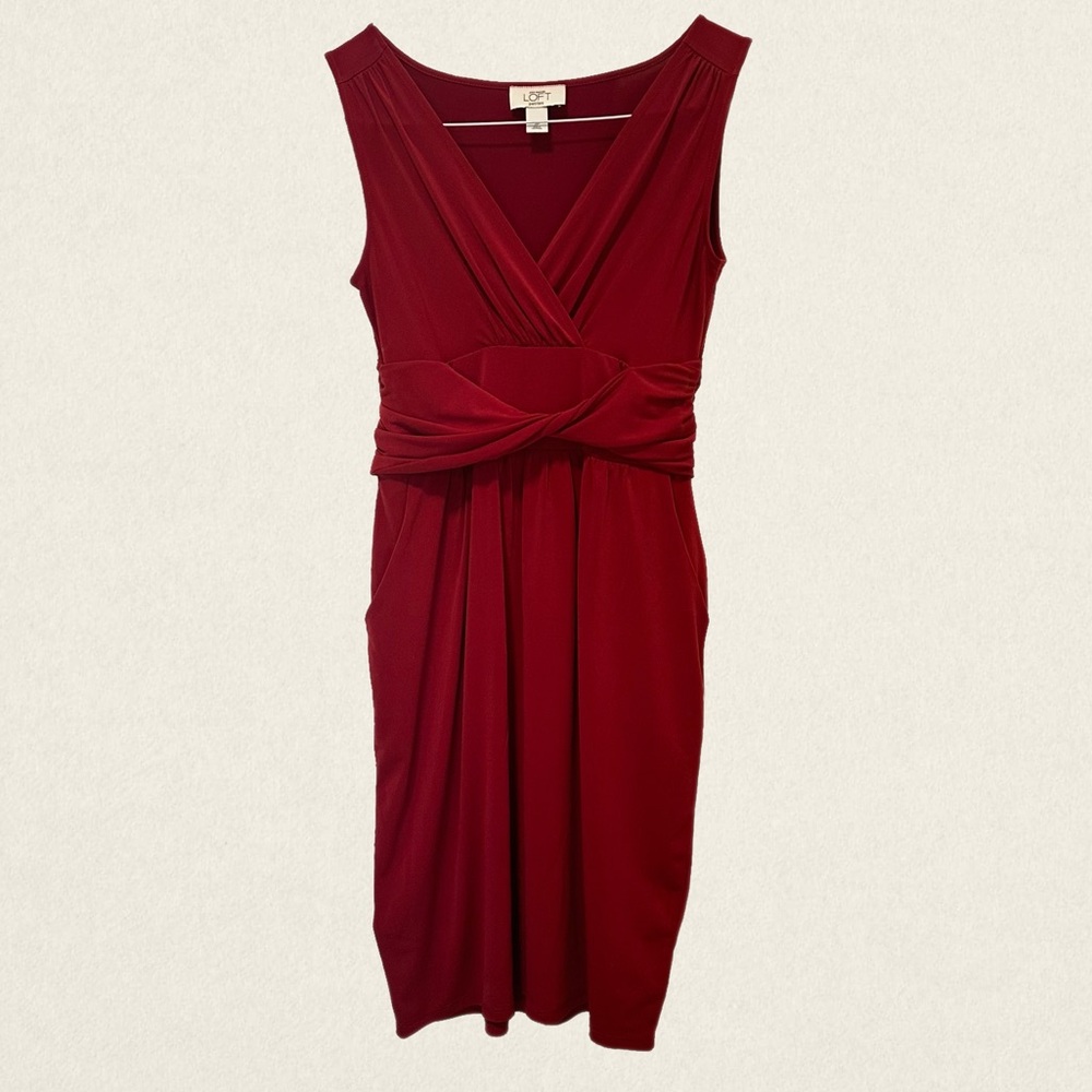 Ann Taylor LOFT Red Sleeveless Front Twist Mini Dress
NWOT.